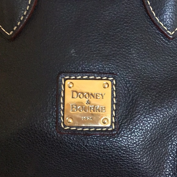 Adorable Navy Blue Mini Dooney & Bourke 🖤SOLD🖤 - Picture 2 of 8